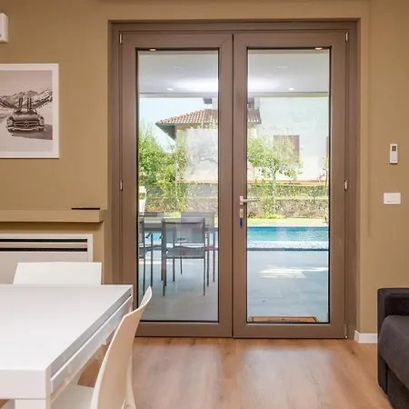 公寓 Alfredo 阿比亚诺德伊夫雷亚