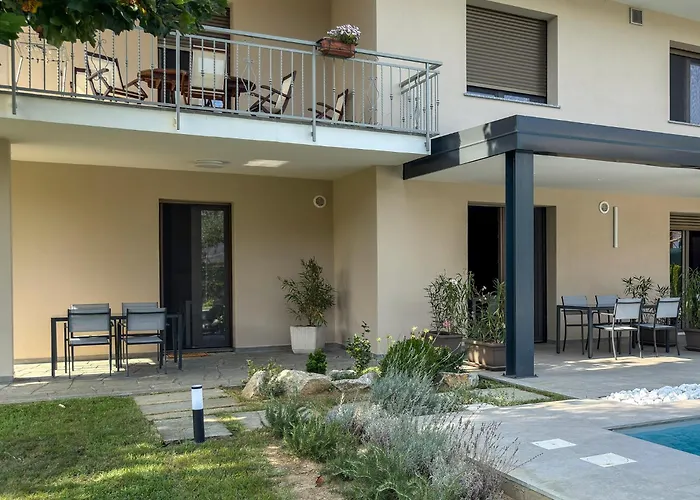 Alfredo Apartmán Albiano dʼIvrea