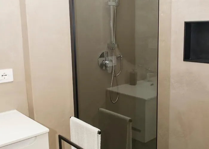 Alfredo Apartmán Albiano dʼIvrea